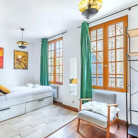 Intimiste Au Coeur Du Marais Historique Apartment Paris