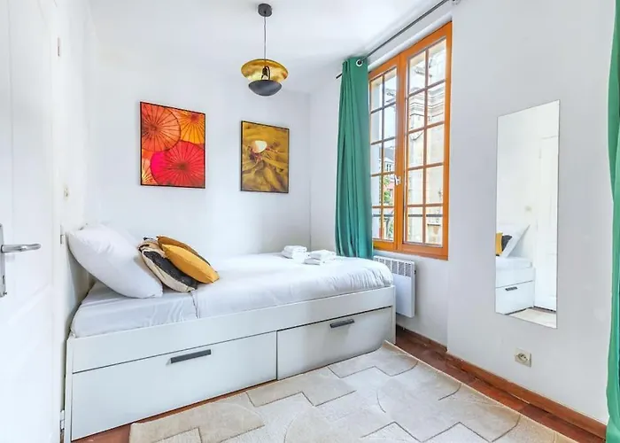 Intimiste Au Coeur Du Marais Historique 아파트 *