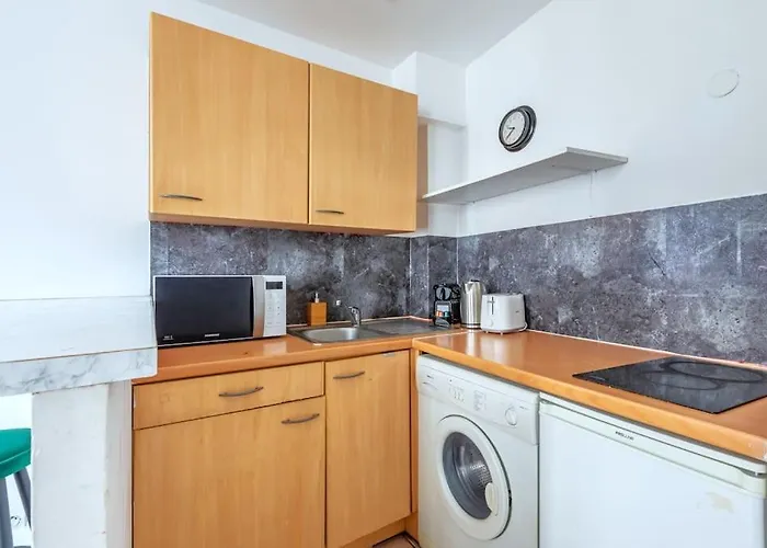 Intimiste Au Coeur Du Marais Historique 아파트 파리