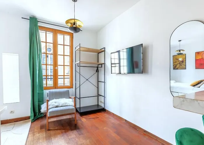 Intimiste Au Coeur Du Marais Historique *